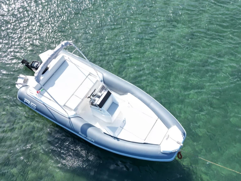 Uthyrning RIB i Panarea - Renier Renier R6