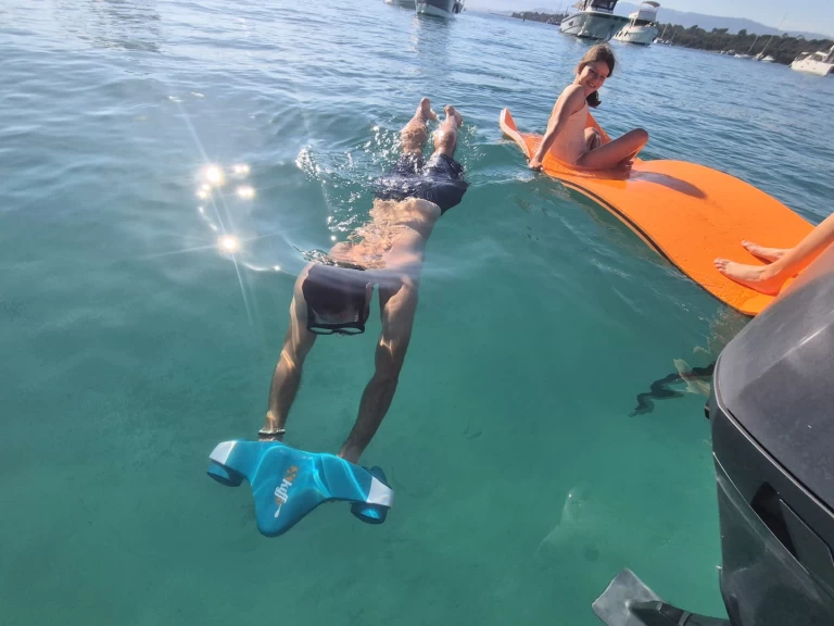 Uthyrning Vieux Port de Cannes - Bénéteau Flyer 6.6 SUNdeck av Samboat 