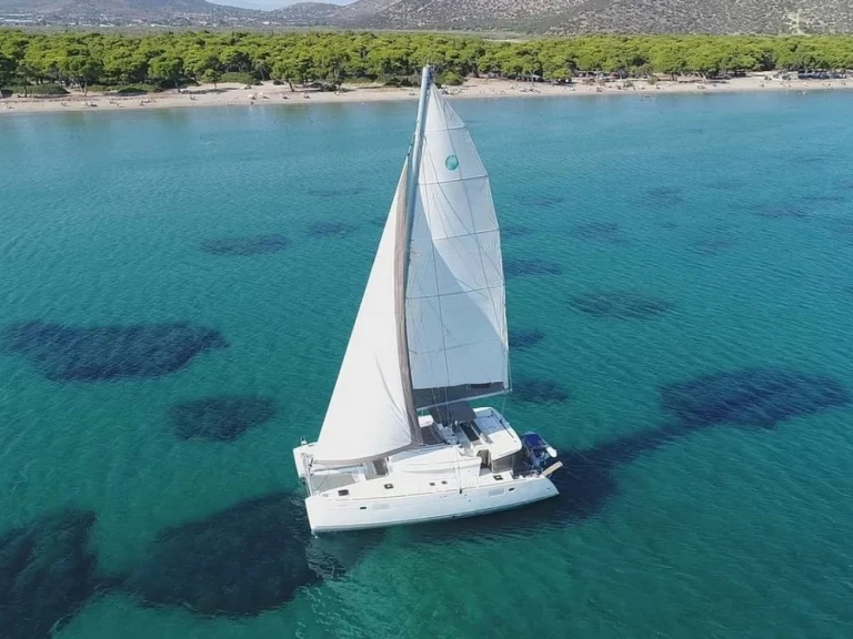 Uthyrning Katamaran  Lagoon med en båtlicens 