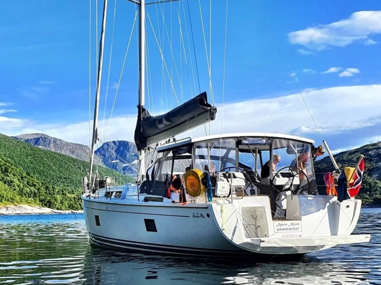 Båtuthyrning Hanse Hanse 458 - 80 i Eidkjosen på Samboat 