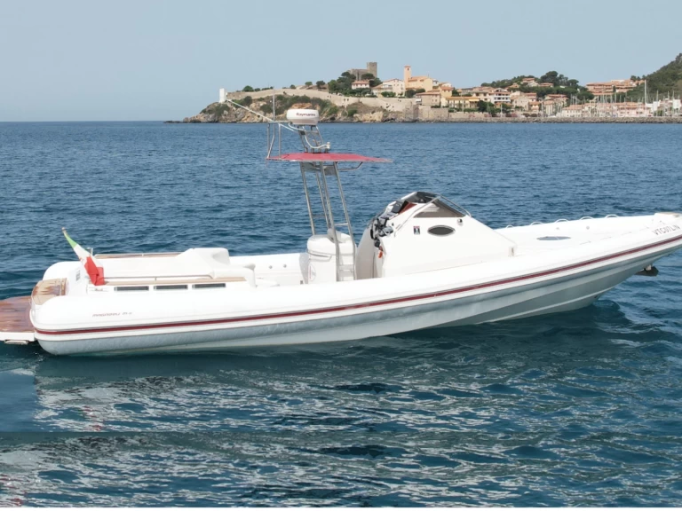 Yacht charter Talamona billig Magazzu MX-11 Coupé 