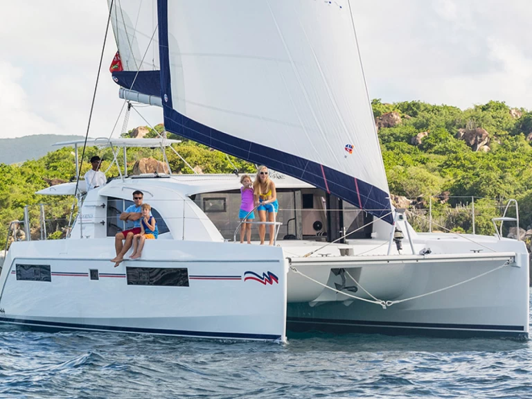 Yacht charter Raiatea billig Leopard 40