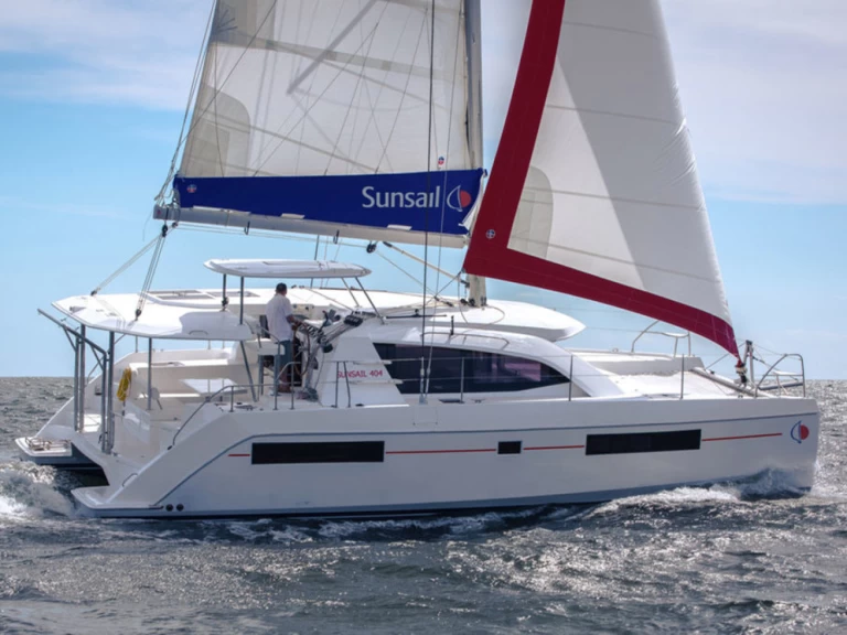 Leopard Leopard 40 charter bareboat eller skeppad i Road Town