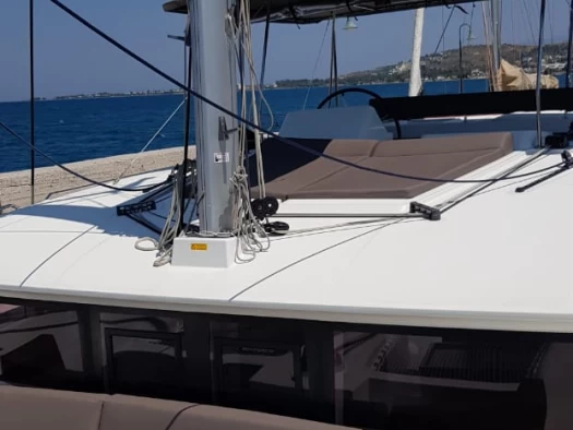 Båtuthyrning Lagoon Lagoon 450 F i Lefkáda på Samboat 