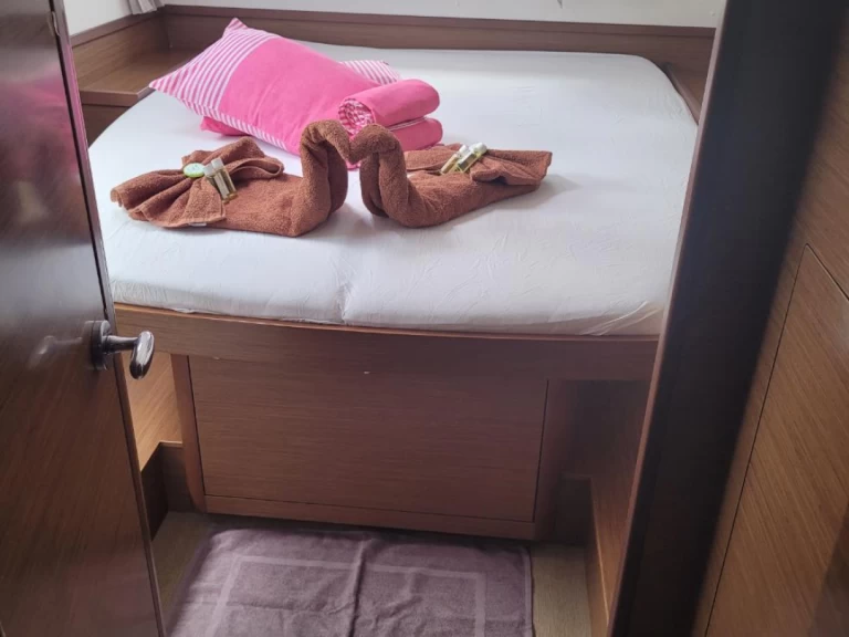 Hyra Katamaran  med eller utan skeppare Lagoon Mahé 