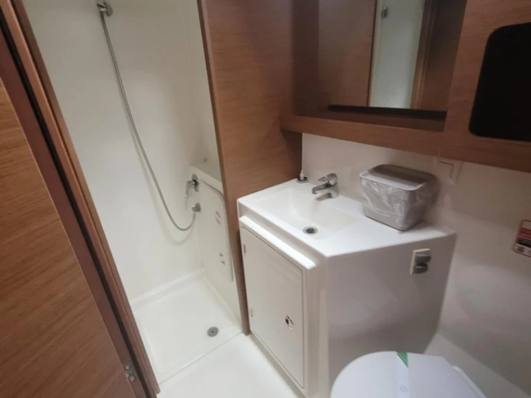 Uthyrning Katamaran  Lagoon med en båtlicens 