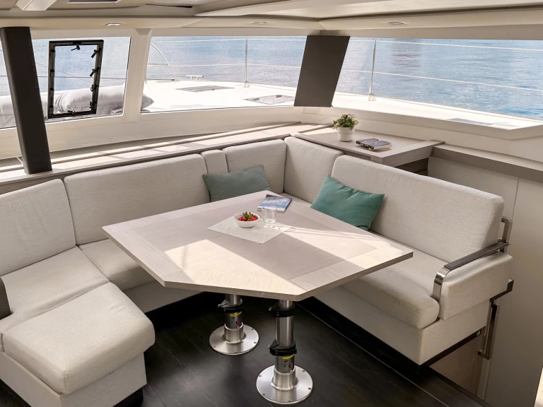 Katamaran  för uthyrning Adaköy till det bästa priset 