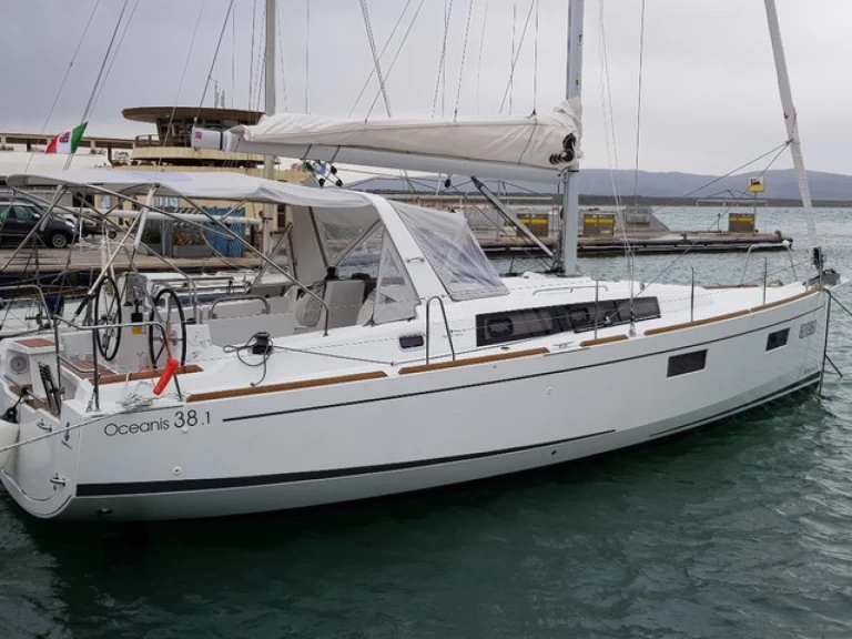 Uthyrning Segelbåt  i Bocca di Magra - Bénéteau Oceanis 38.1
