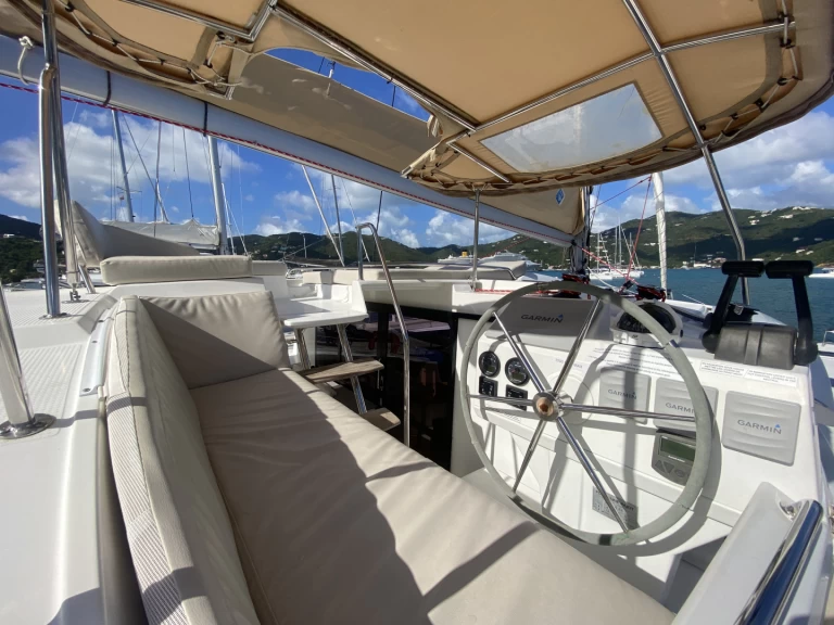 Katamaran  för uthyrning Road Town till det bästa priset 