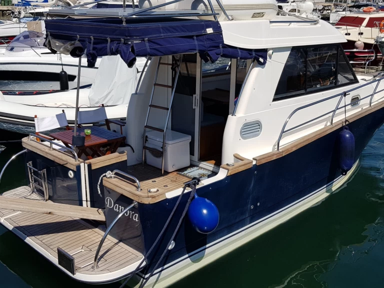 Uthyrning Motorbåt  i Biograd Na Moru - Sas Vektor Adria Event 850