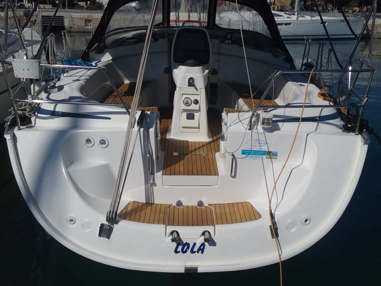 Uthyrning Segelbåt  i Primošten  - Bavaria Bavaria 39 Cruiser