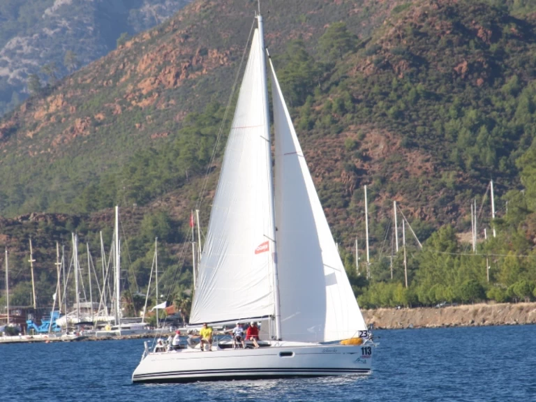 Hyr en Jeanneau Sun Odyssey 36i Marmaris 