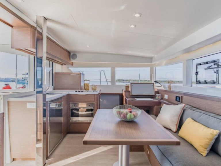 Yacht charter Lefkáda billig Lagoon 40