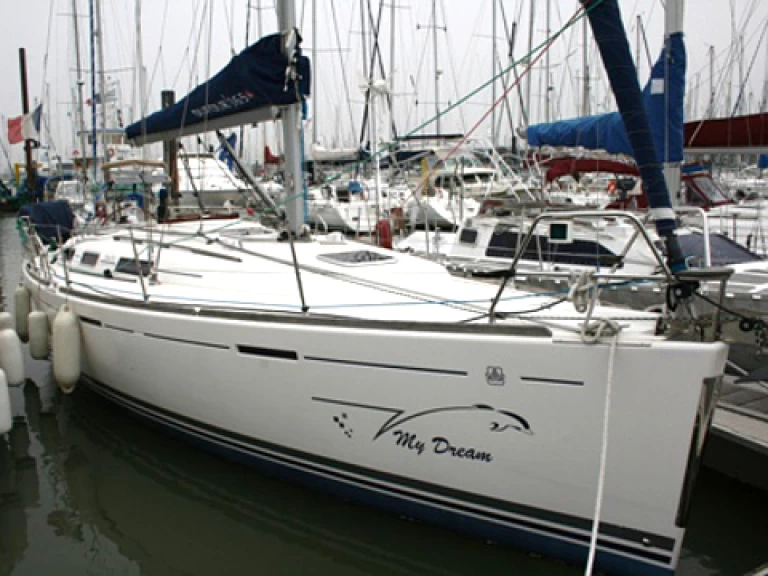 Dufour Dufour 365 Grand Large charter bareboat eller skeppad i Yerseke