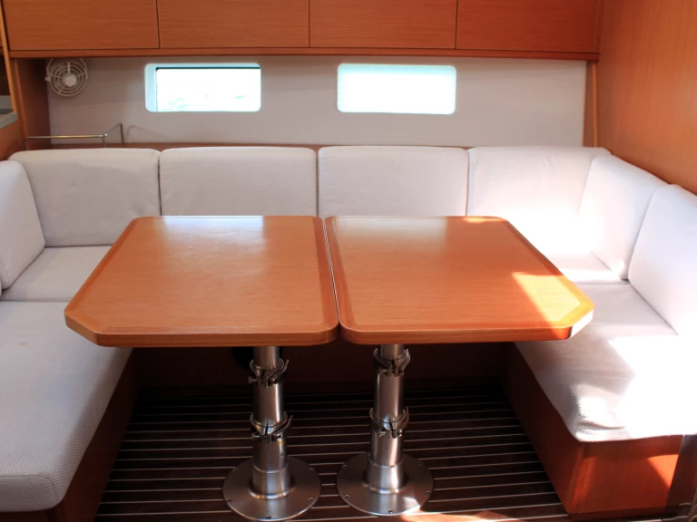 Uthyrning Lavrio - Bavaria Bavaria C45 av Samboat 