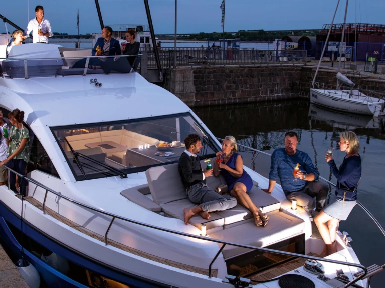 Uthyrning Pula  - Sealine Sealine F430 av Samboat 