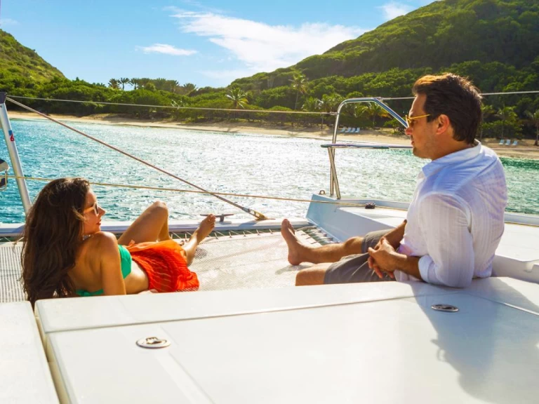 Uthyrning Katamaran  Leopard med en båtlicens 