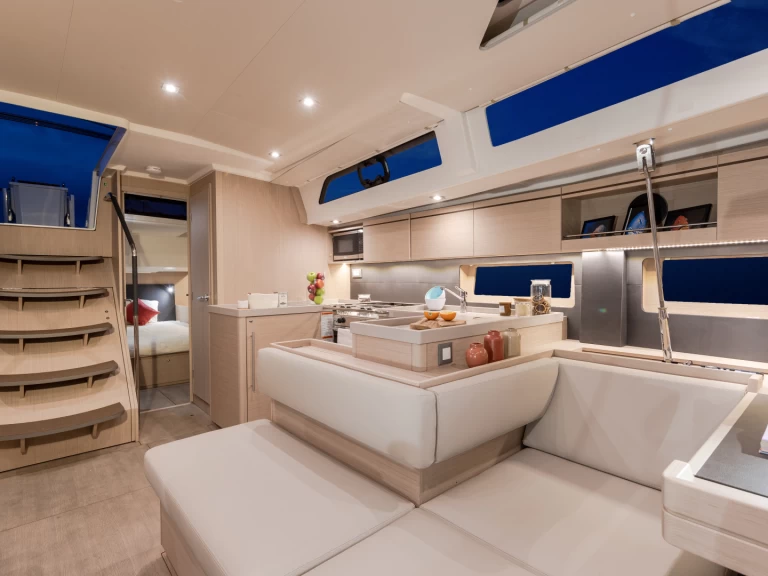 Hyr en Jeanneau Sun Odyssey 52.2 Road Town 
