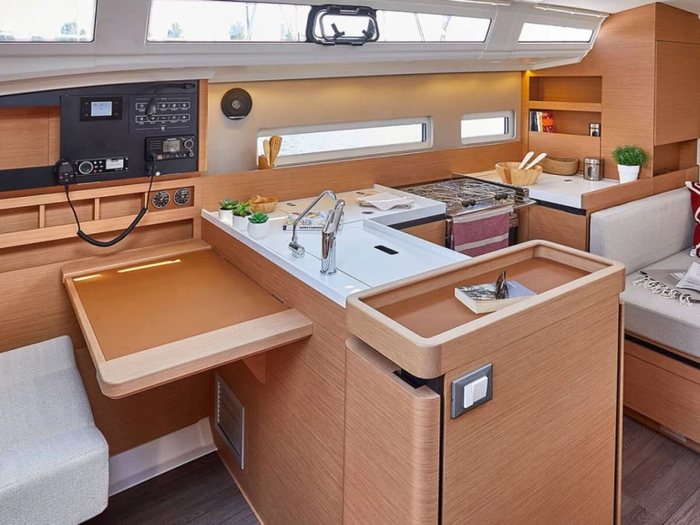 Båtuthyrning Jeanneau Sun Odyssey 410 i Antigua Island på Samboat 
