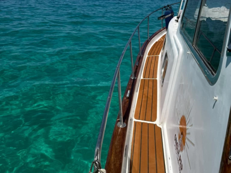 Båtuthyrning Menorquin-Yachts Conquisrtador 43 i Palma de Mallorca på Samboat 