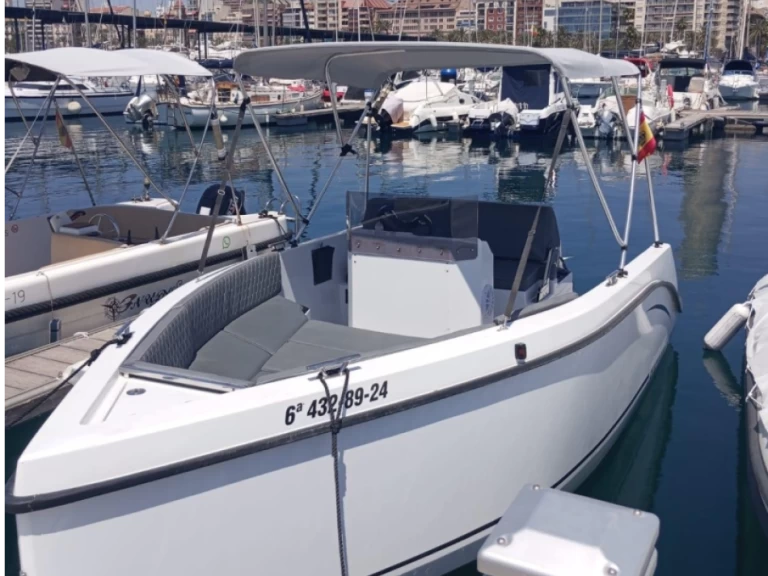 Yacht charter Alicante billig Crimat Silver 560
