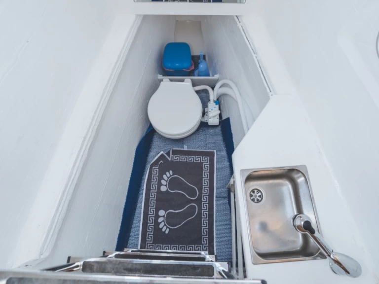 Lagoon Lagoon 450 Fly "ALKYONE" charter bareboat eller skeppad i Volos