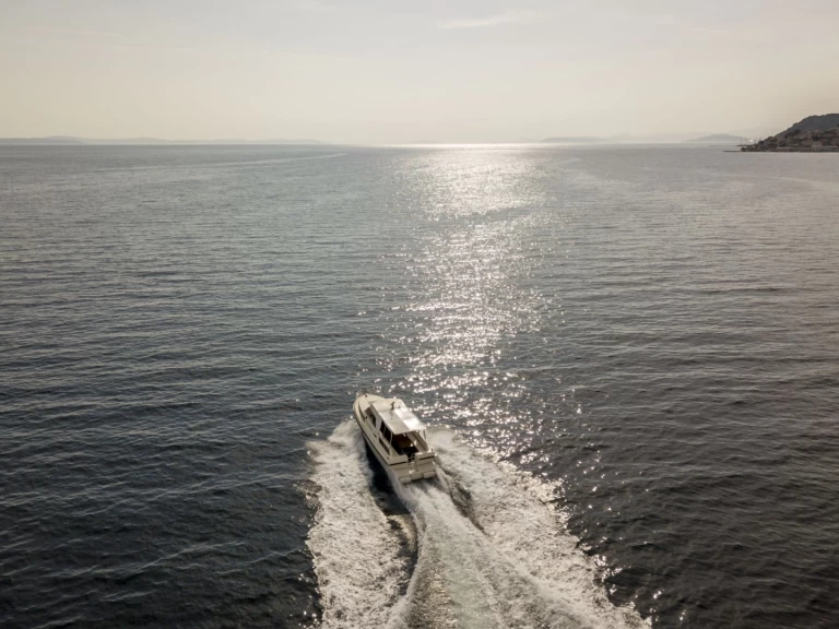 Hyr en Fjord 880 Tourer Sumpetar 