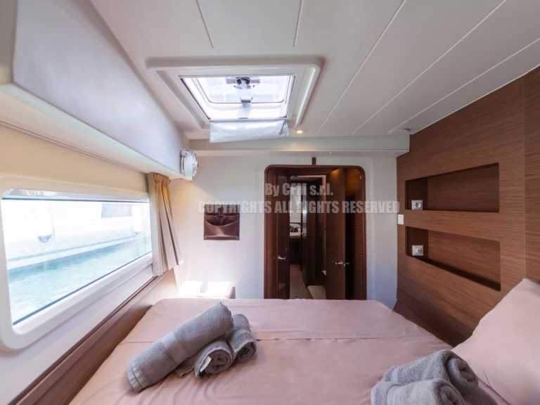 Katamaran  för uthyrning Capo d'Orlando till det bästa priset 