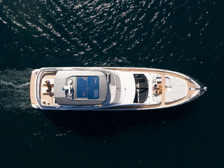 Lyx yacht för uthyrning Šibenik  till det bästa priset 