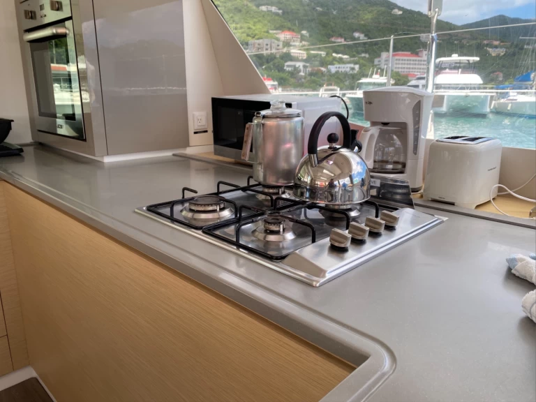 Hyr en Fountaine Pajot Saba 50 Road Town 