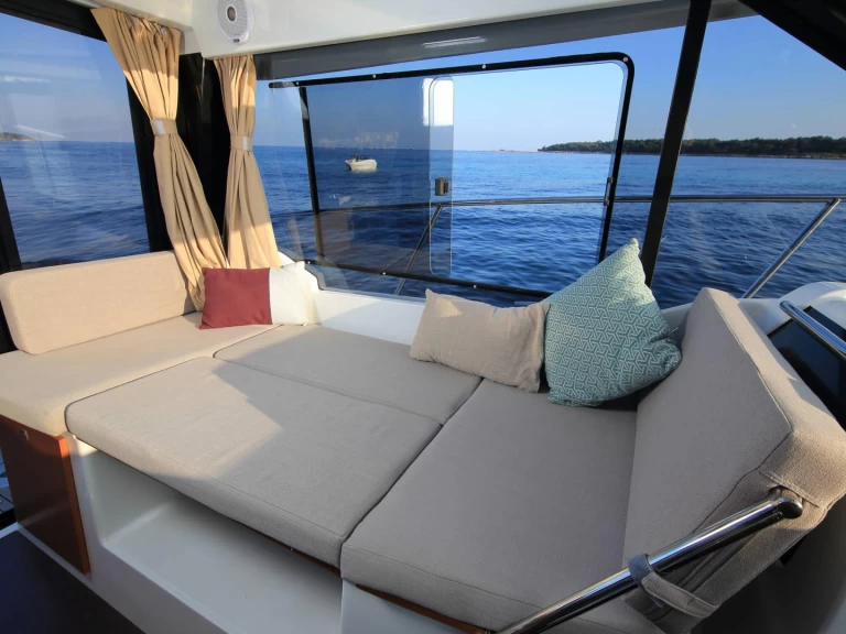 Yacht charter Sukošan billig Merry Fisher 895