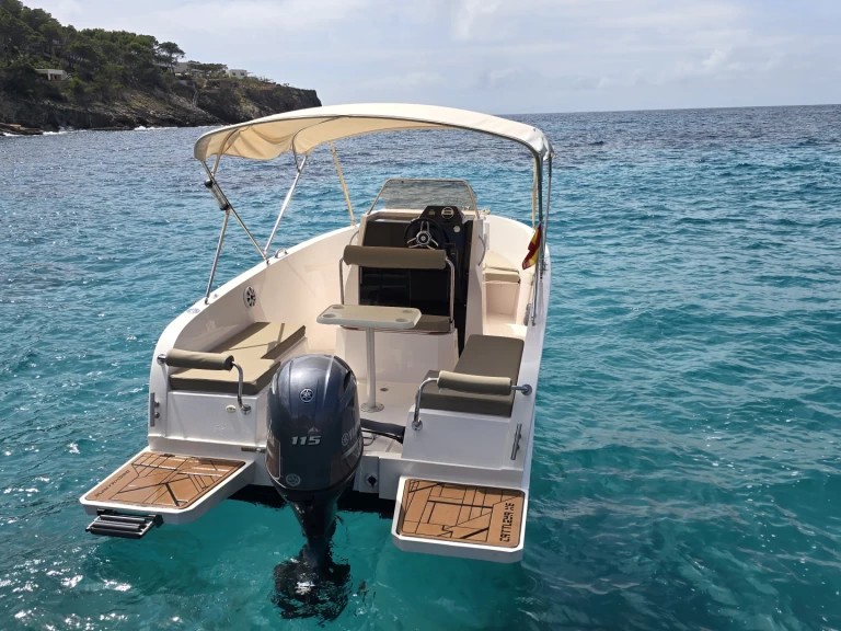 Hyra Motorbåt  med eller utan skeppare Cattleya Club Nàutic Santa Ponsa 