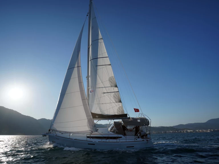Uthyrning Segelbåt  i Marmaris - Jeanneau Sun Odyssey 389