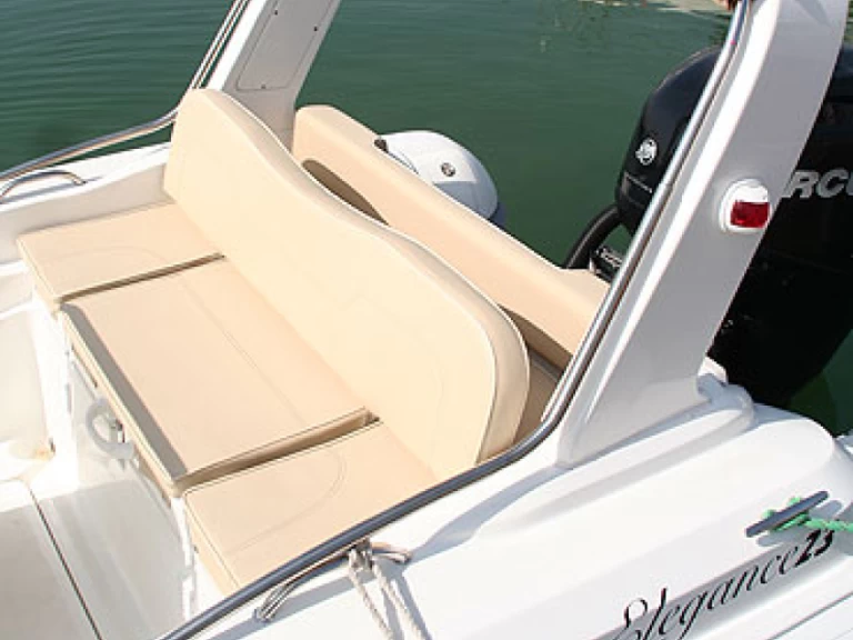 Båtuthyrning Nuova Jolly Blackfin 23 i La Grande-Motte på Samboat 