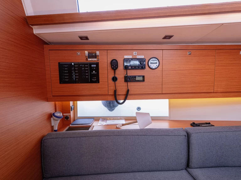 Uthyrning Segelbåt  Dufour med en båtlicens 