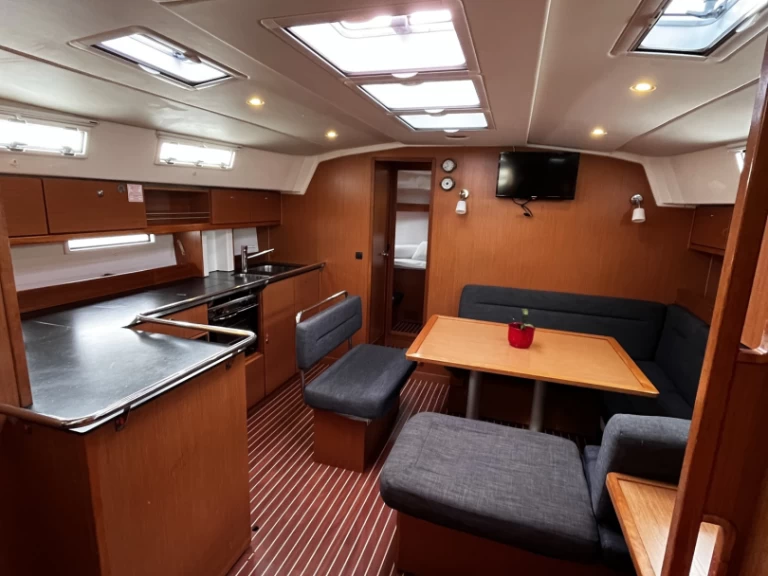 Uthyrning Sukošan - Bavaria Cruiser 45 av Samboat 