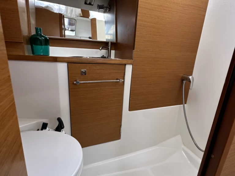Yacht charter Drage billig Sun Odyssey 389