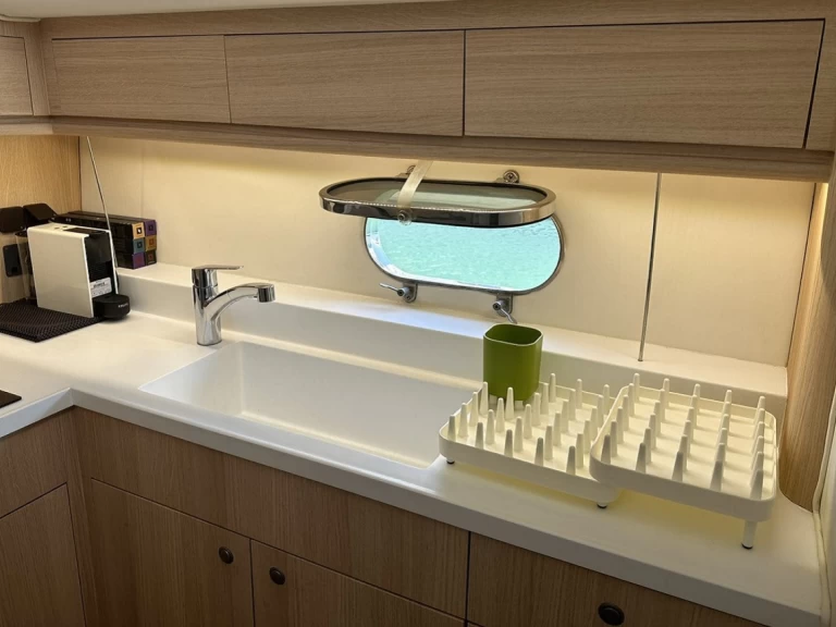 Båtuthyrning Princess Princess 47 i Piraeus på Samboat 