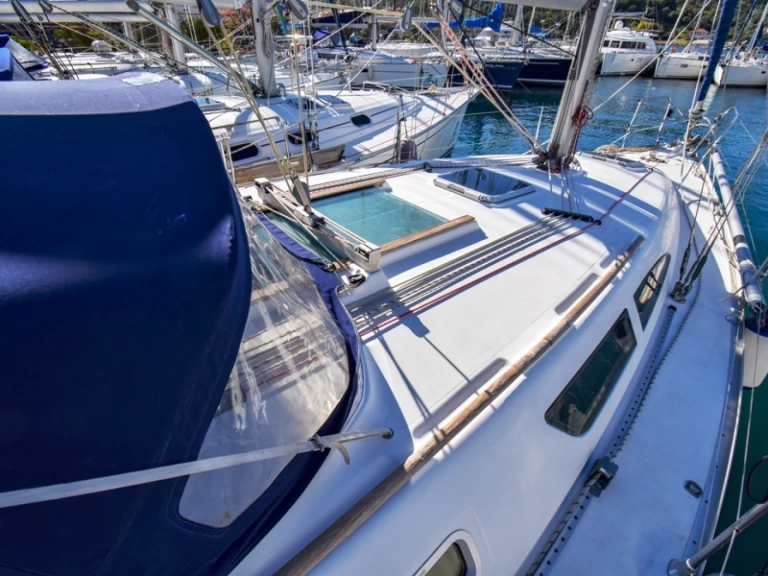 Hyr en Jeanneau Sun Odyssey 37 Marmaris 