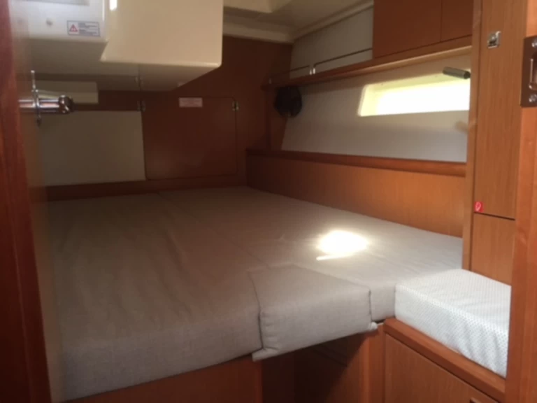 Båtuthyrning Bavaria Bavaria C45 i Salerno på Samboat 