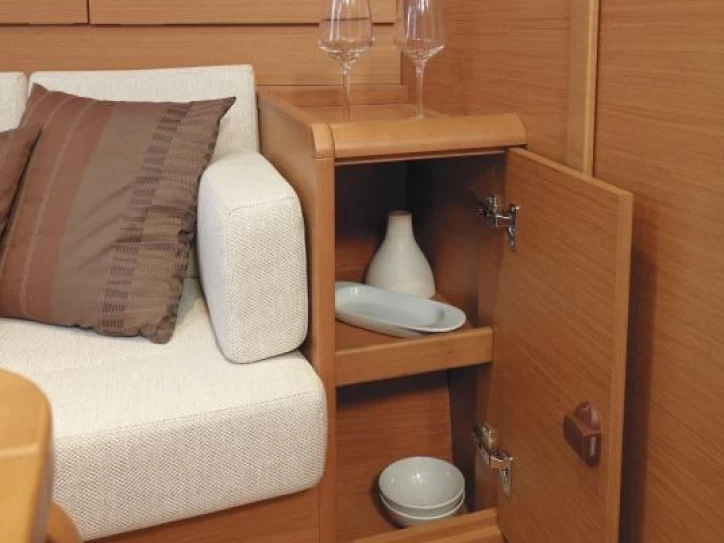 Uthyrning Salerno - Jeanneau Sun Odyssey 379 av Samboat 