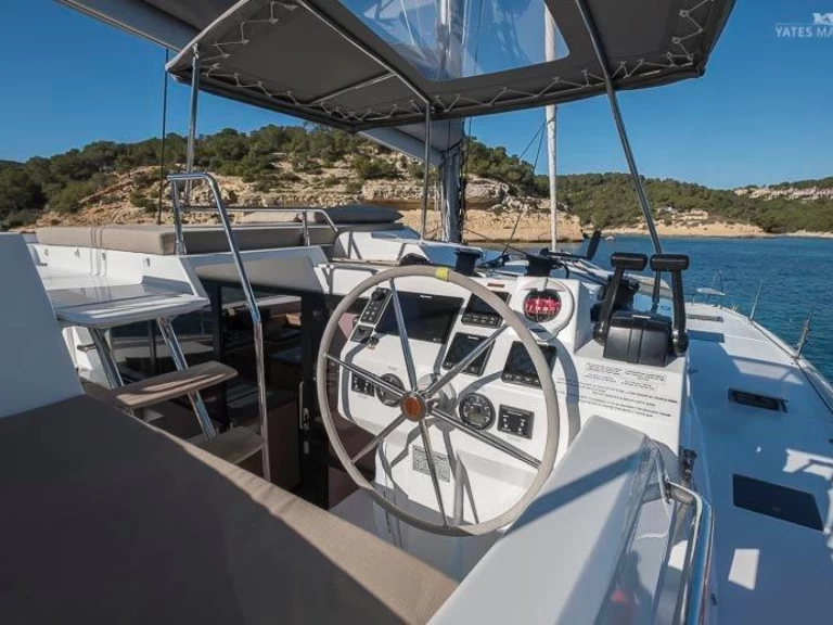 Båtuthyrning Fountaine Pajot Saona 47 i Palma de Mallorca på Samboat 