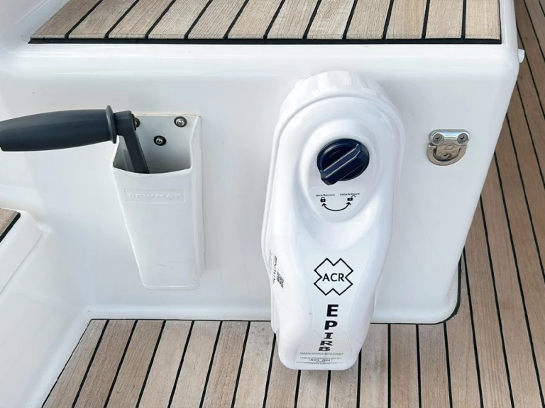 Uthyrning Segelbåt  Dufour med en båtlicens 