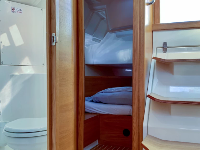 Yacht charter Yerseke billig Salona 380