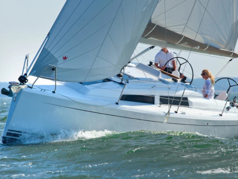 Båtuthyrning Hanse Hanse 315 i Altefähr på Samboat 