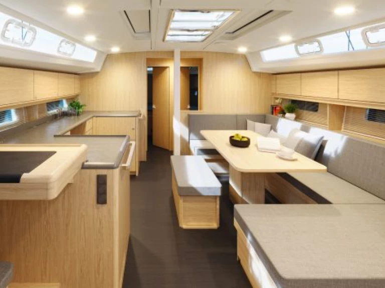 Hyr en Bavaria Bavaria C46 Novi Vinodolski 