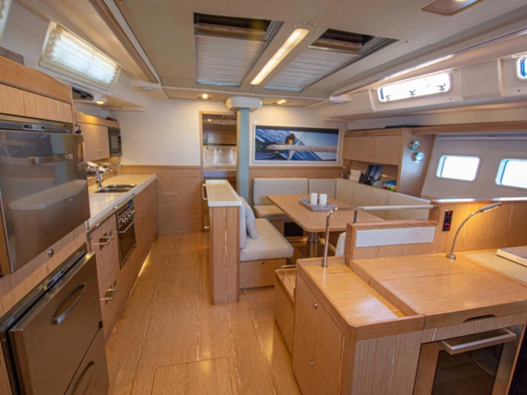 Yacht charter Ibiza Town billig Hanse 575