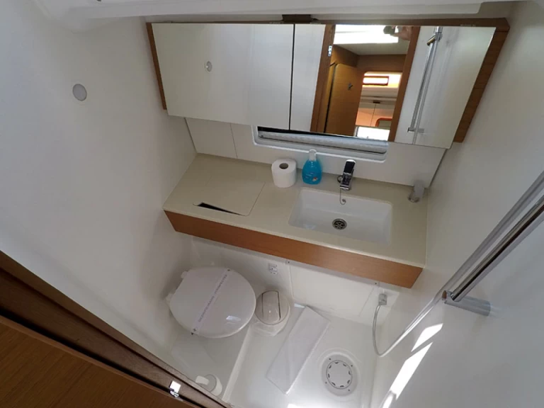 Hyr en Dufour Dufour 44 Šibenik  