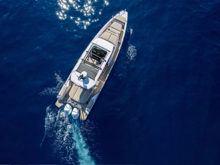 Yacht charter Kalo Livadi billig Axopar 37 Mediteranna