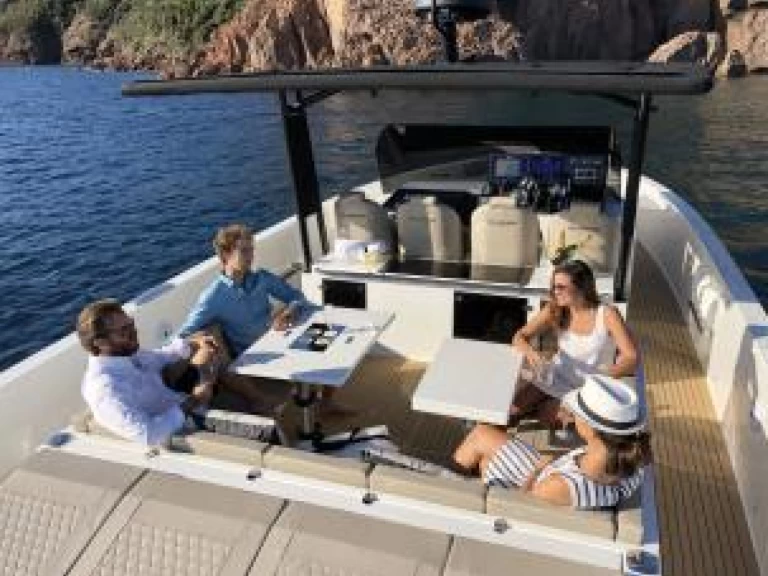 Båtuthyrning De Antonio DE ANTONIO D42 i Paros (ostrov) på Samboat 